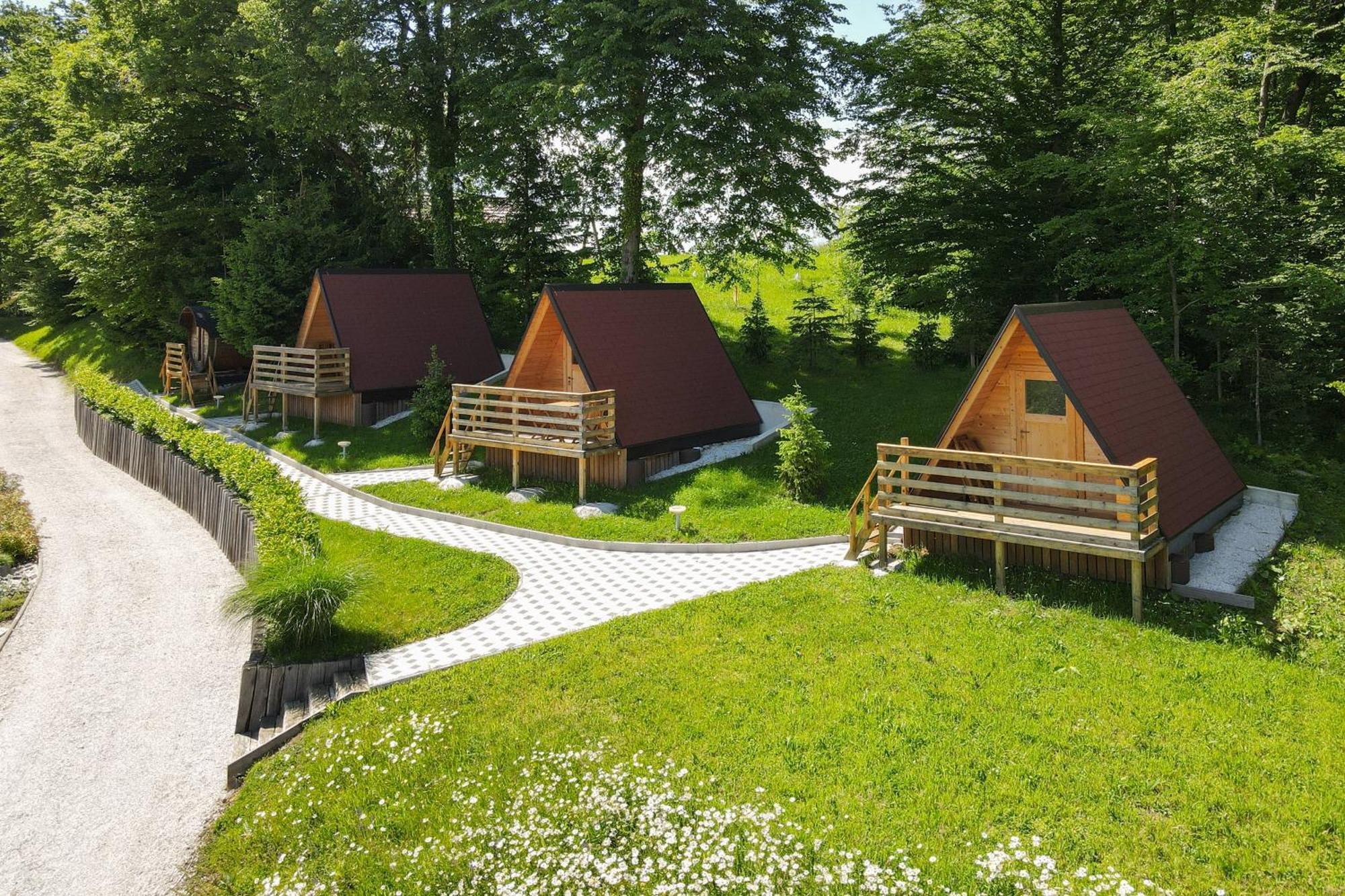Resort Pri Hrastu Kamnik Exteriör bild